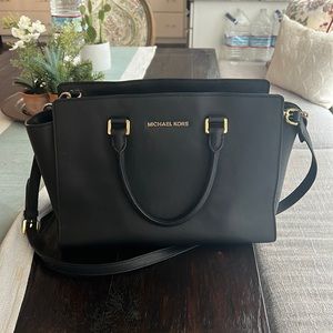 Michael Kors Saffiano Large Selma Tote